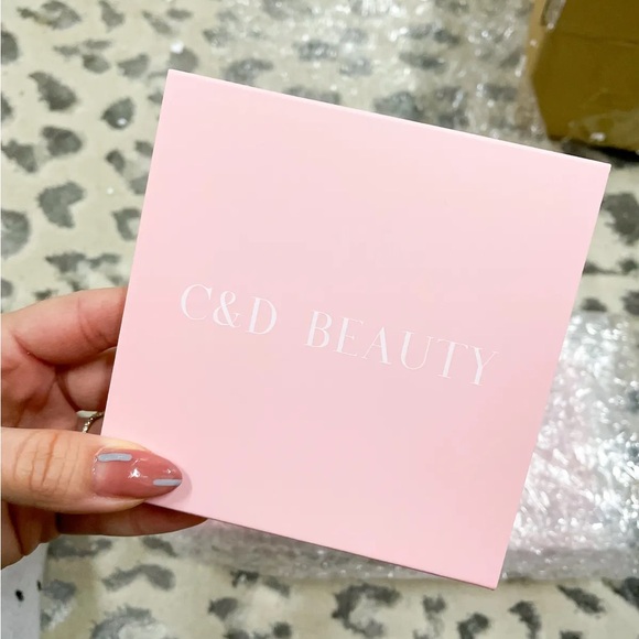 Spring Eyeshadow Palette - Picture 3 of 3